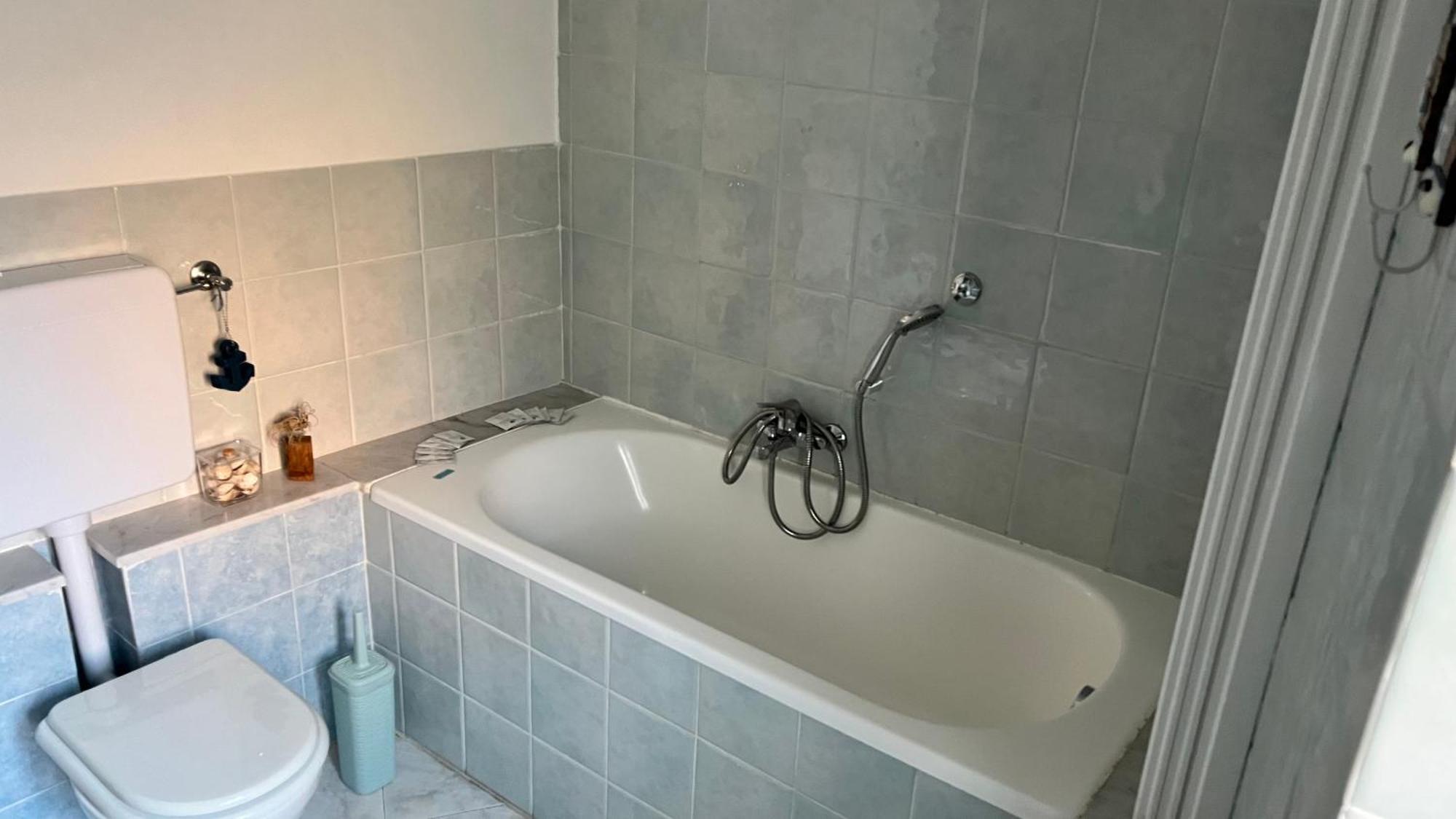 B&B Ligustico Genoa Ngoại thất bức ảnh